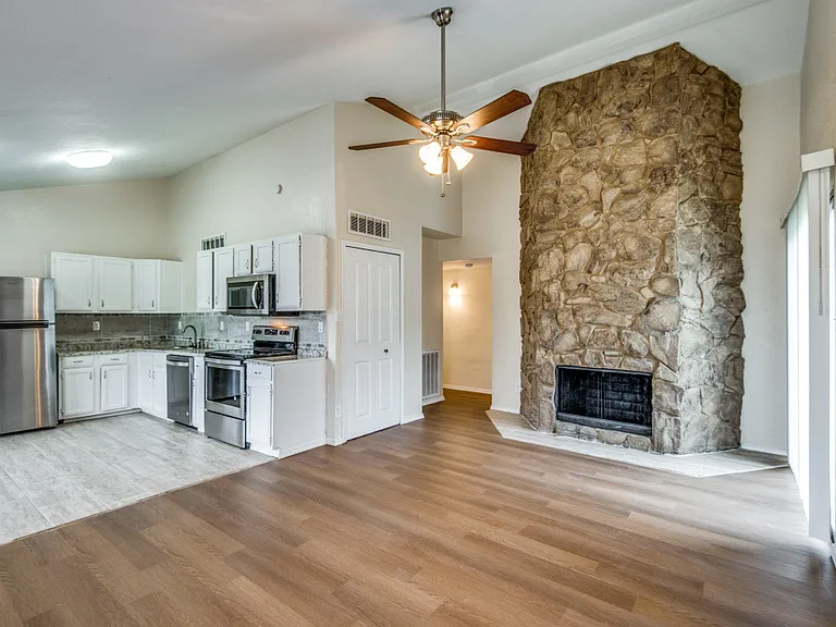431 Justice Dr — Photo 5