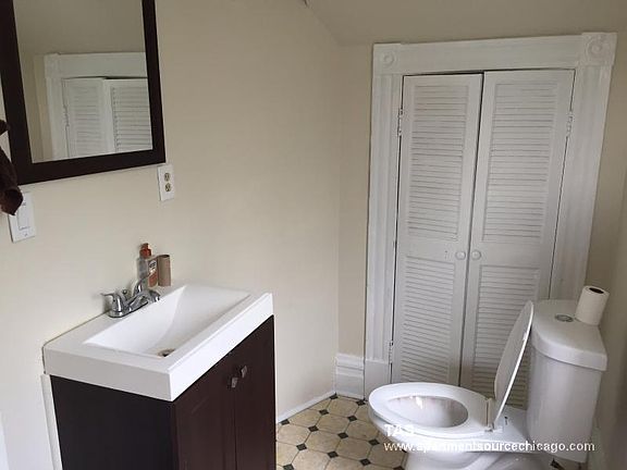 4th image of 2105 N Cleveland Ave #1