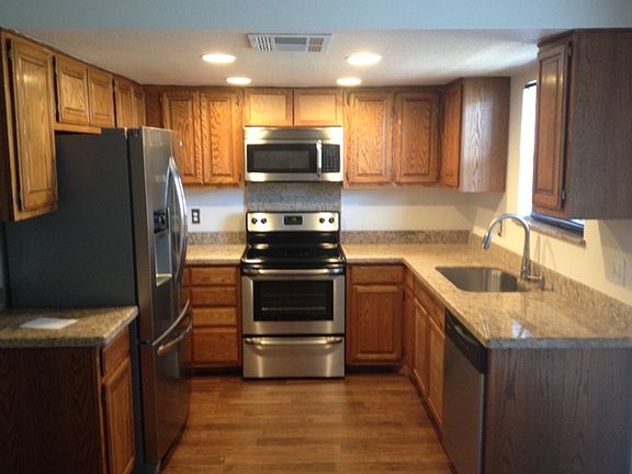 2nd image of 861 Bourbon St APT 2