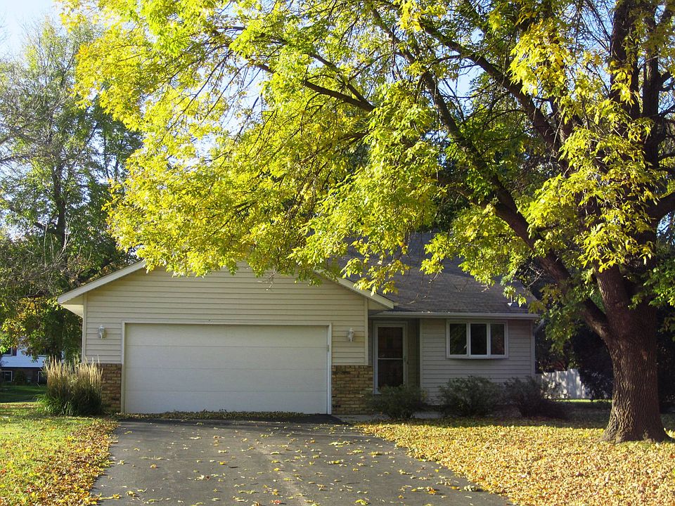 1st image of 2805 Weston Ln N