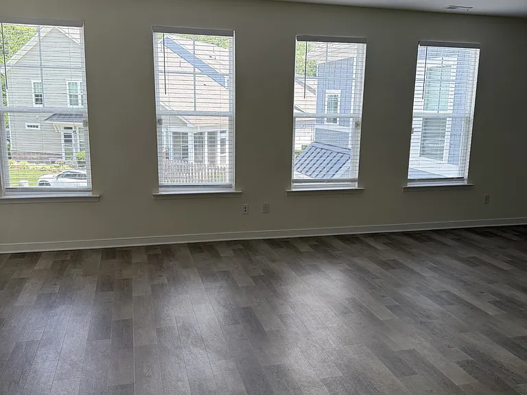 1431 Redoubt Rd #6B — Photo 3