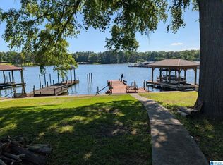 38 Coosa Island Cir, Cropwell, AL 35054