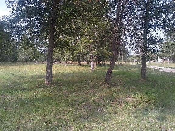 4th image of 111 Lost Spring Dr
