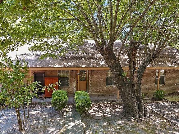 2nd image of 3770 Billy Ln