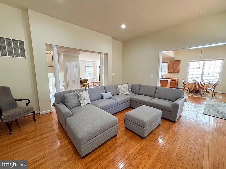 198 Hidden Forest Ct — Photo 11