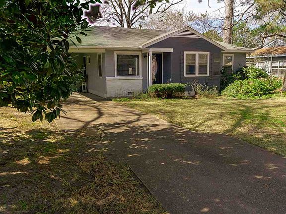 2nd image of 109 Oak Park Dr