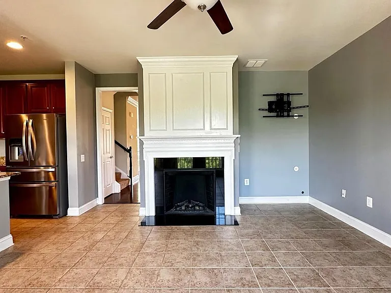 14888 Potomac Branch Dr — Photo 6