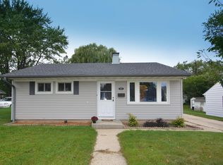 6216 W Idaho St, Milwaukee, WI 53219