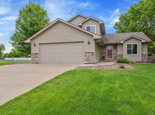 20573 Georgia Avenue Pl N, Forest Lake, MN 55025