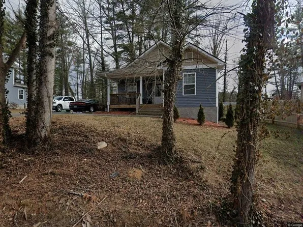 171 S Oak St, Hendersonville, NC 28739