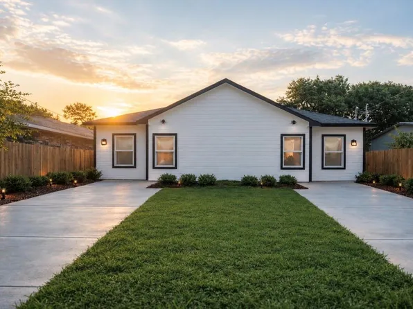 6010 Bobby Burns St, Houston, TX 77028