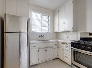Walking distance to UCLA!, Los Angeles, CA 90024