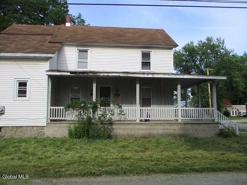 3rd image of 77 Maple Street