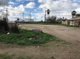 2060 S 5th St, Fresno, CA 93702