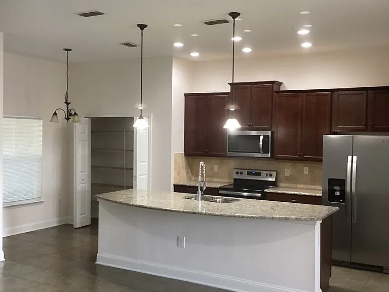 10991 Lothmore Rd — Photo 3