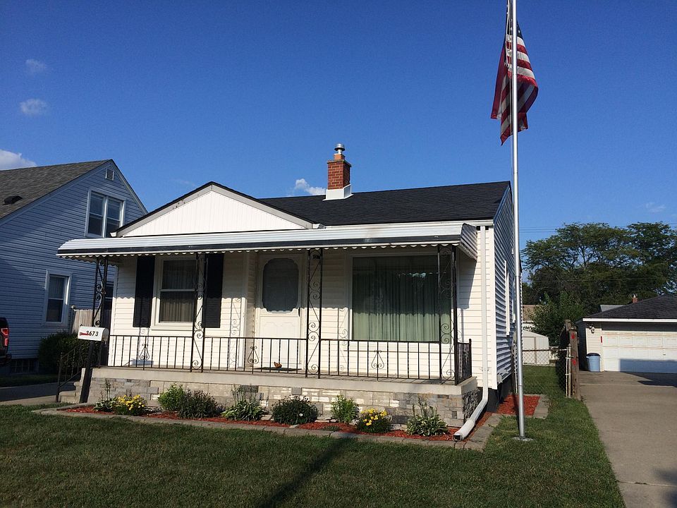 1st image of 3673 22nd St
