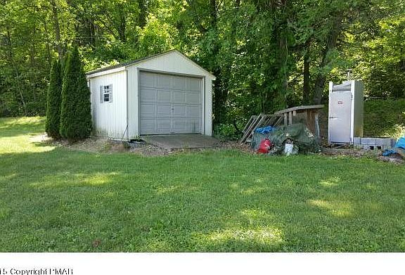 5th image of 114 North Dr