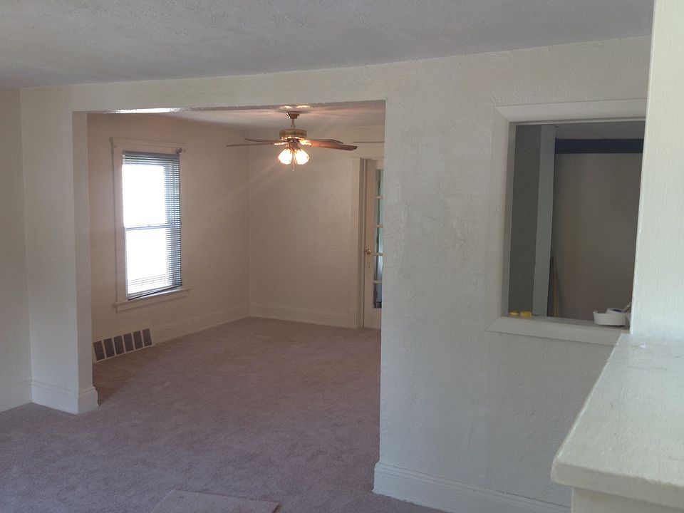 1st image of 19401 Monterey Ave