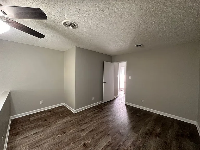 The Hammond Apartments — Photo 54