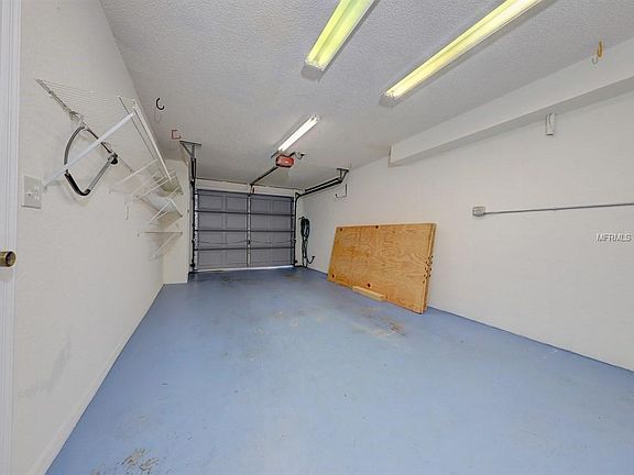 5th image of 9612 Tara Cay Ct