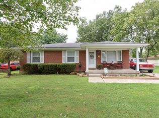 4302 Dover Rd, Louisville, KY 40216