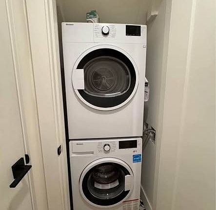 4th image of 7 Howard Ave N #41