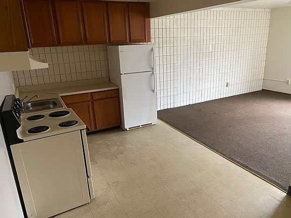 2nd image of 195 Wheeler St APT 204