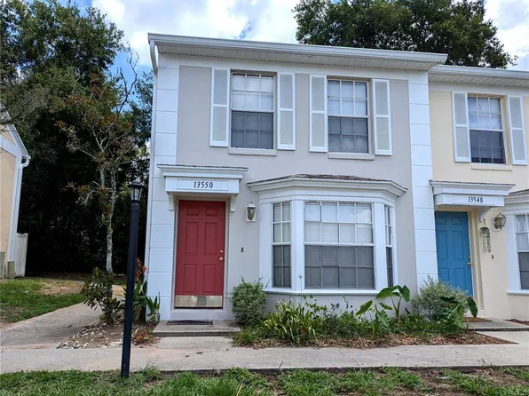 13550 Embassy Park Ct, Dade City, FL 33525