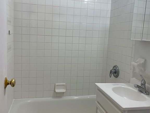 4th image of 768 9th Ave APT 2S