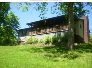 1662 Mile Fork Rd, Charleston, WV 25312