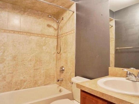 5th image of 16 Malibu Ct #1