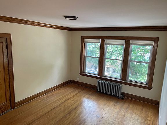 5th image of 2954 N Kostner Ave #4405-2