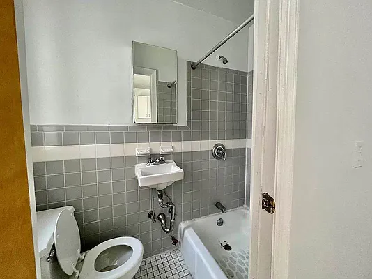 Rented by J PRESTON AND ASSOCIATES INC | media 14