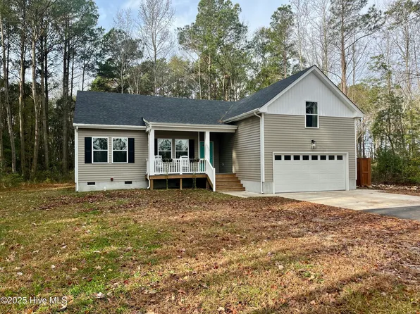 3290 Caratoke Highway, Currituck, NC 27929