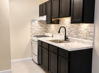 390 Stuyvesant Ave APT 6, Irvington, NJ 07111