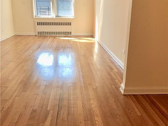 3rd image of 3538 75th St APT 6E