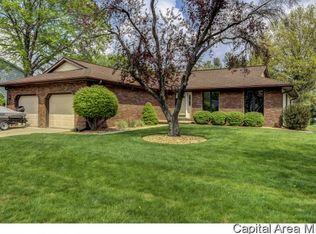 1504 Devonwood Dr, Springfield, IL 62704