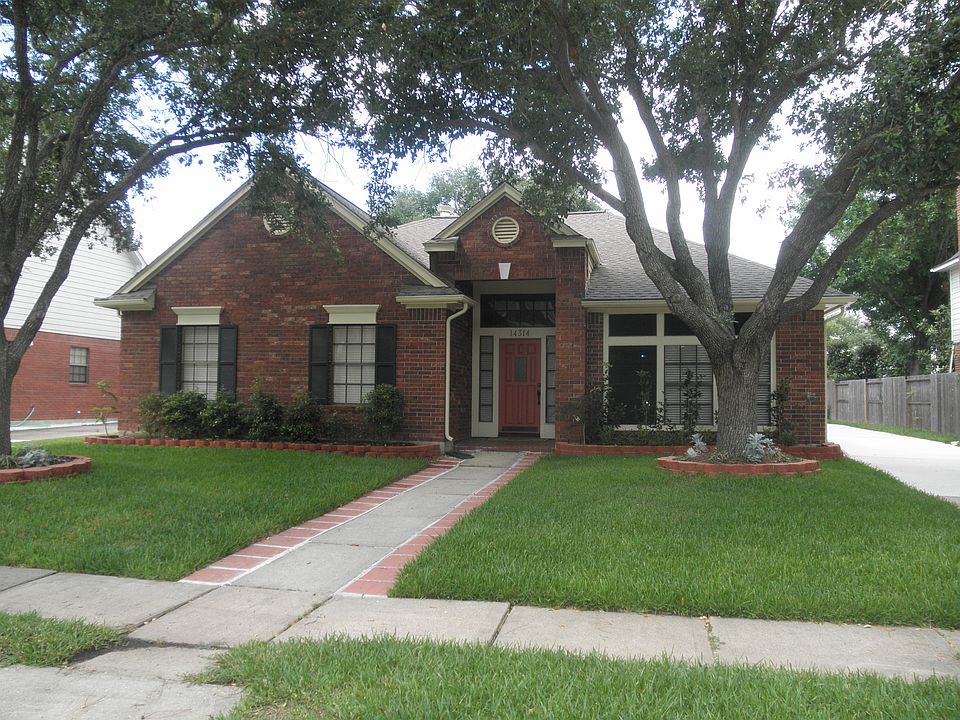 14314 Hillside Hickory Court