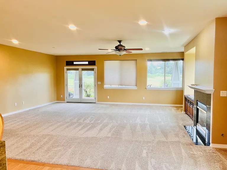 8333 Camano Loop NE — Photo 8