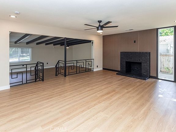 4th image of 1163 W 25th St