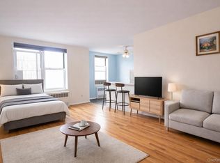 6815 Selfridge Street #6D, Flushing, NY