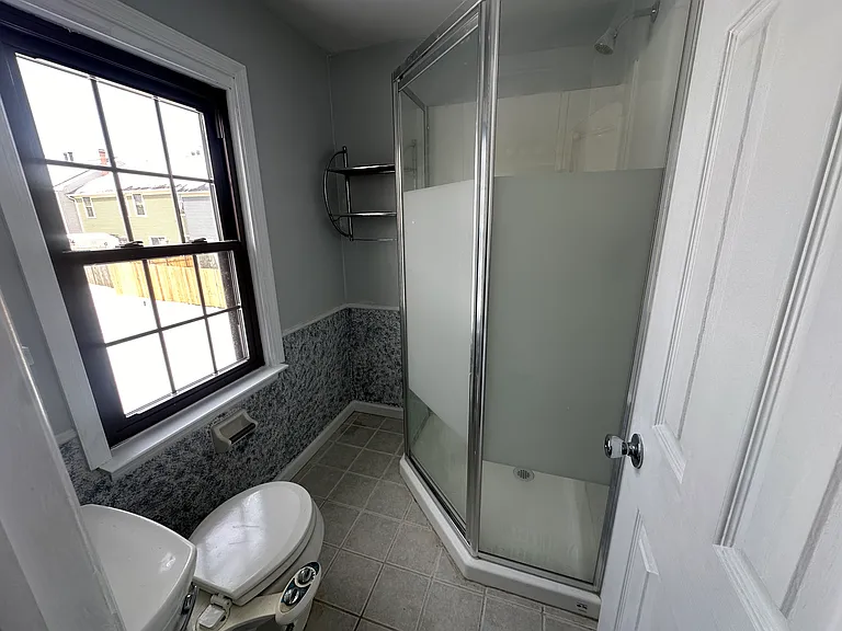 203 Franklin Ct — Photo 10