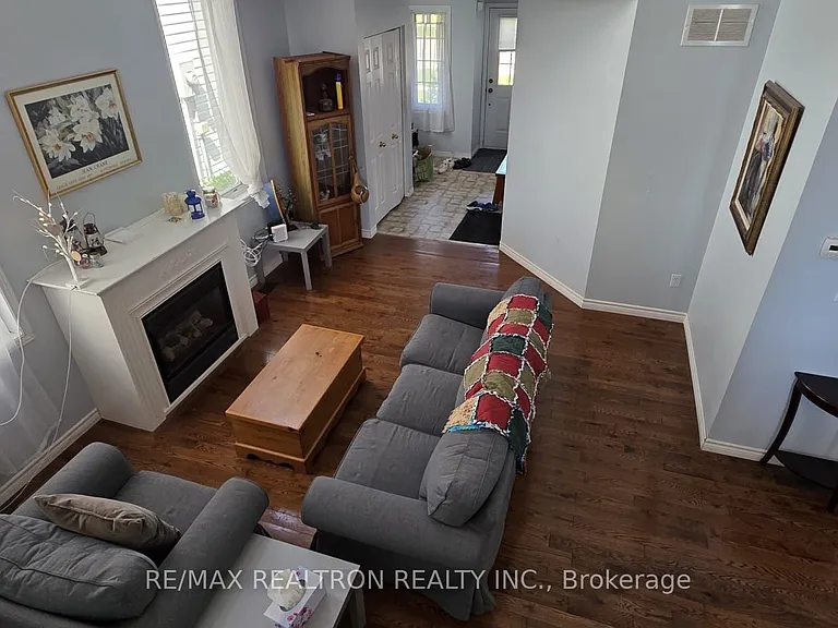 123 Westmeadow Dr — Photo 7