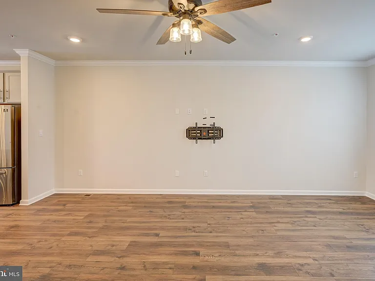 5059 Silver Oak Dr — Photo 19