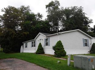 69 Larraine Dr, Pittsburgh, PA 15205