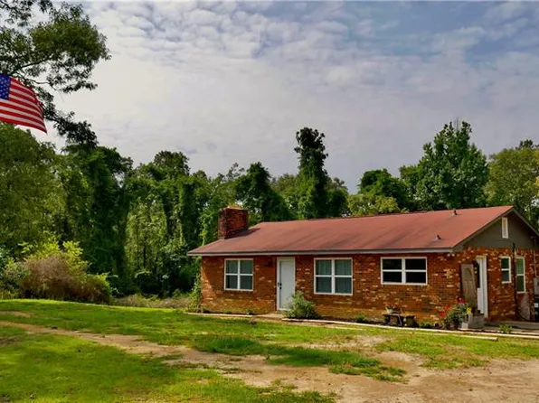 249 Carden Rd, Seale, AL 36875