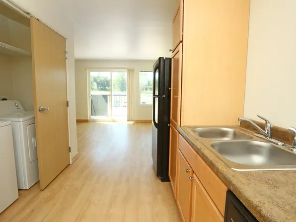 Badlands Apartments I