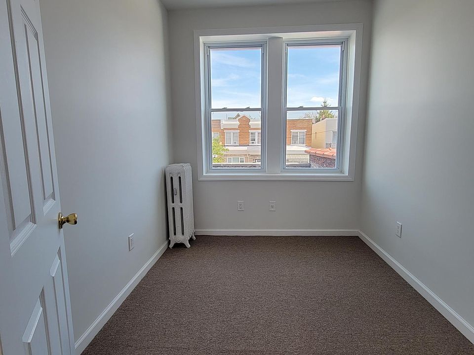 2nd image of 2052 63rd St