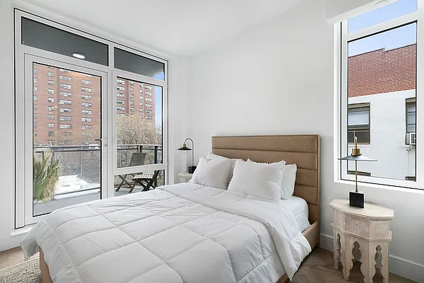 Rented by Compass | media 21