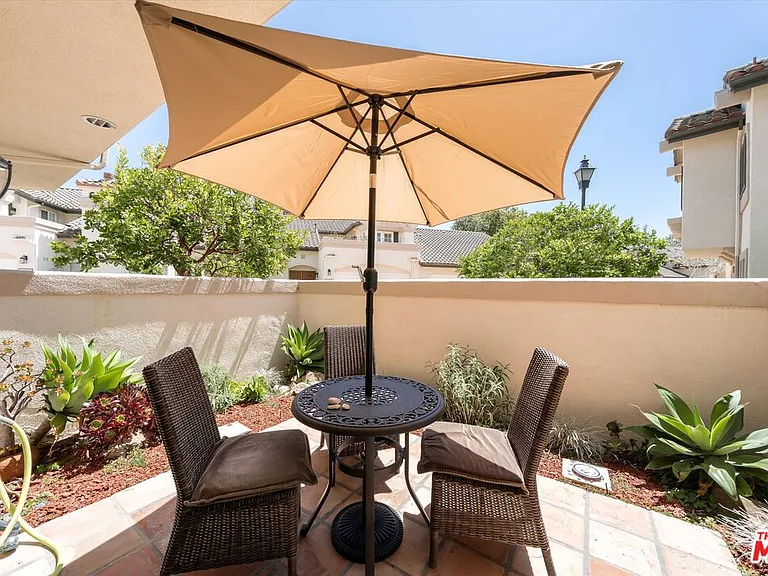 1256 Cravens Ln #3 — Photo 13